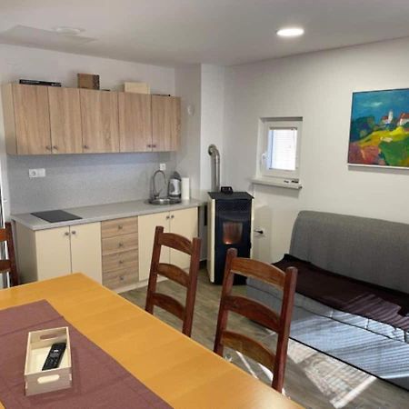 Holiday House Zlacka Gorca Pristava pri Mestinju Eksteriør bilde