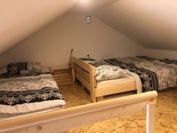 Holiday House Zlacka Gorca Pristava pri Mestinju Eksteriør bilde